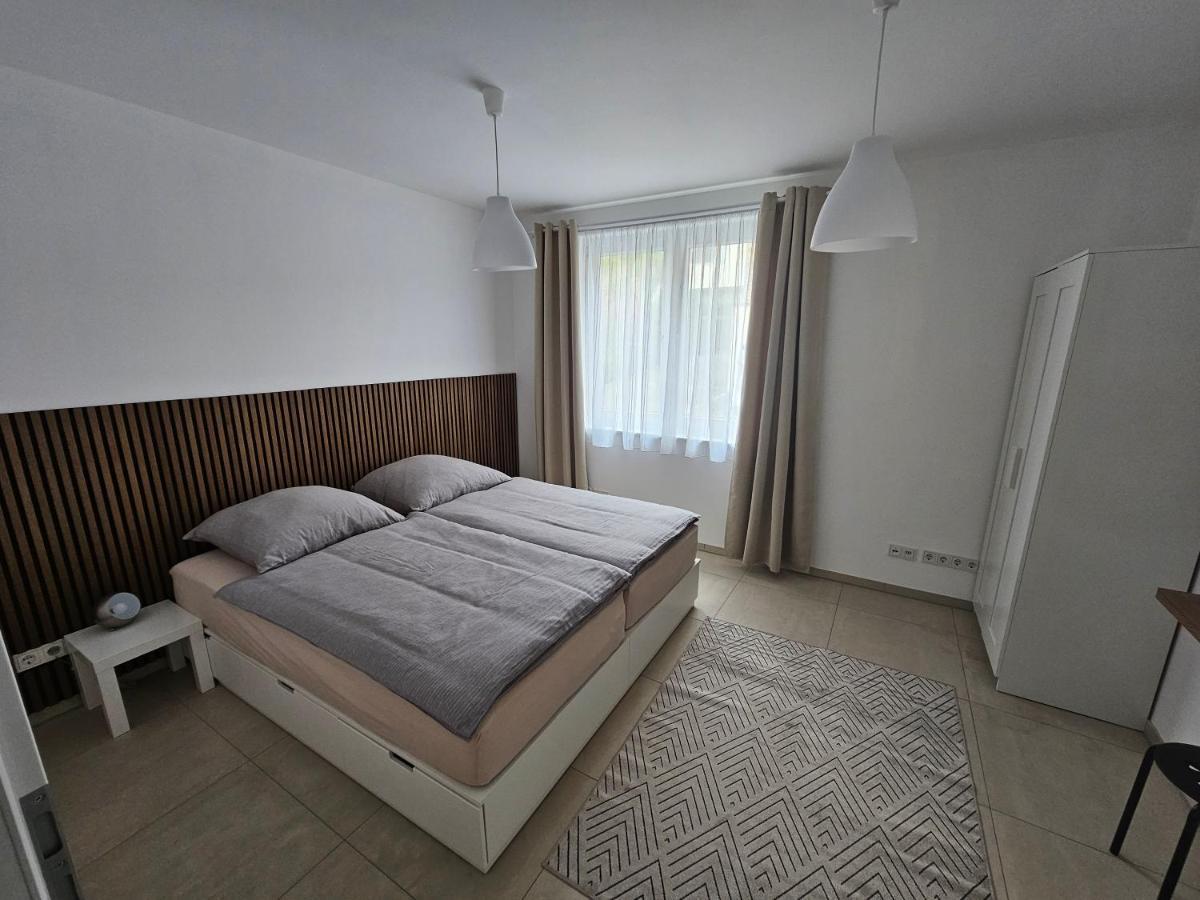 Eule Apartment *