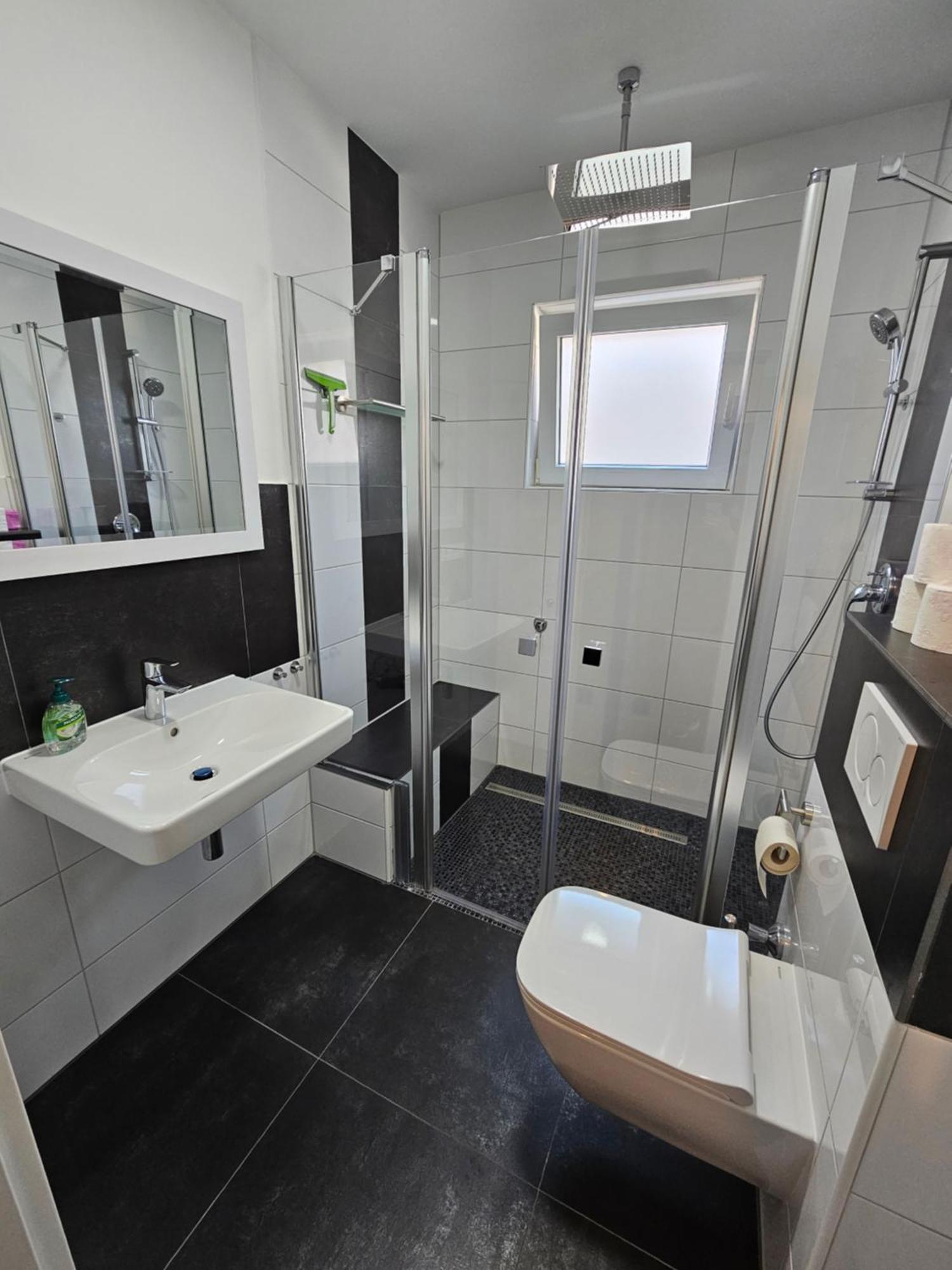 Eule Apartment